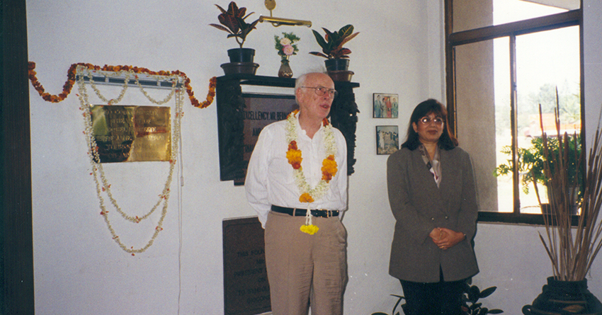 Nobel Laureate Prof. James D Watson visits Biocon 